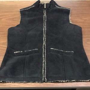 Woolrich Vest Women’s Medium Black Faux Suede Shearling  Lining Front Zip